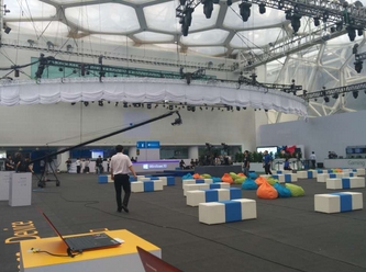 WIN10發布會現場布置